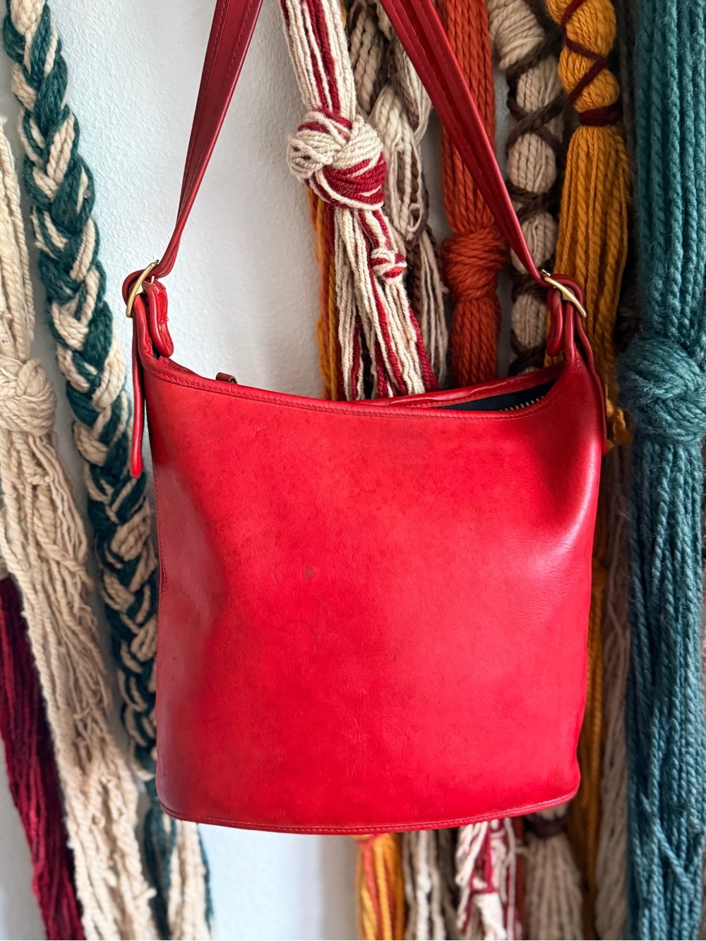 Vintage Coach Red Leather Shoulder Sac Bucket Bag Made in USA Pre-1994